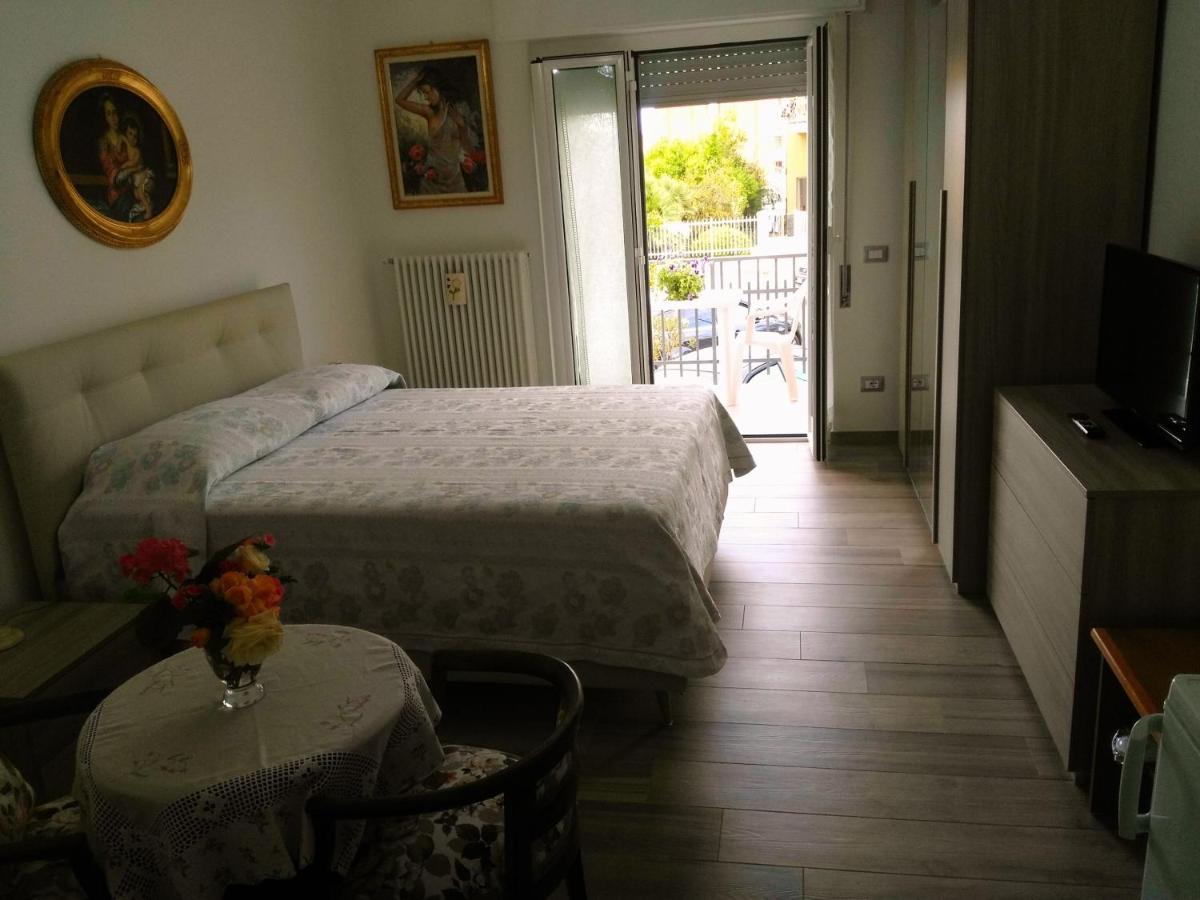 B&B Sweet Dreams Diano Marina Luaran gambar
